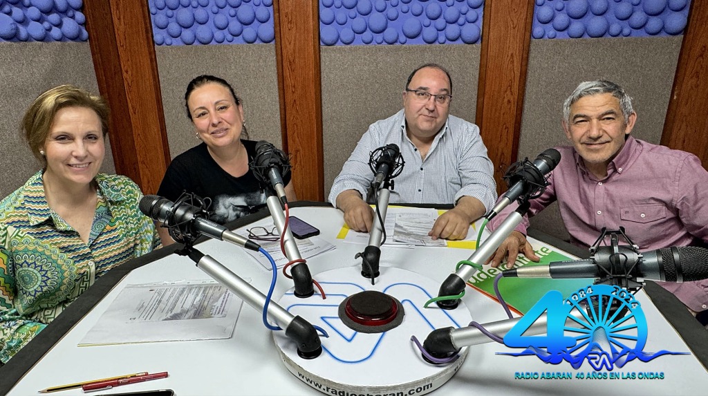 Presentación en Radio Abarán de la campaña de sensibilización, “Tus Hijos, tu mejor fruto: No los Pierdas” dentro de las I Jornadas Infantojuveniles